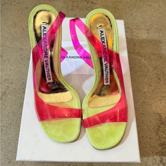 Alexander Vauthier - Suede Lime Slipper Crystal Thong Heel 
Size 37 - Picture 2 of 5